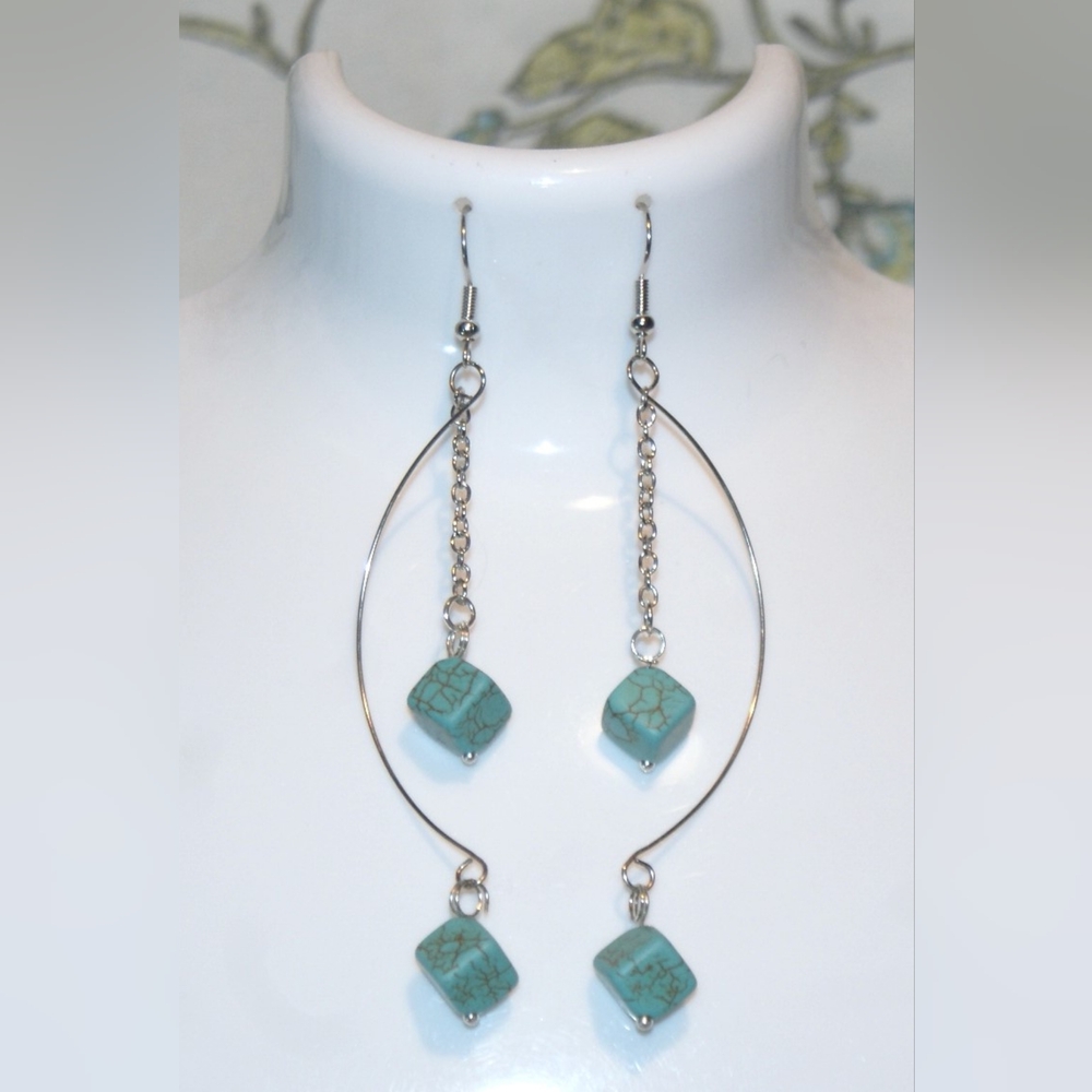 Turquoise dangle earrings ED-20-008